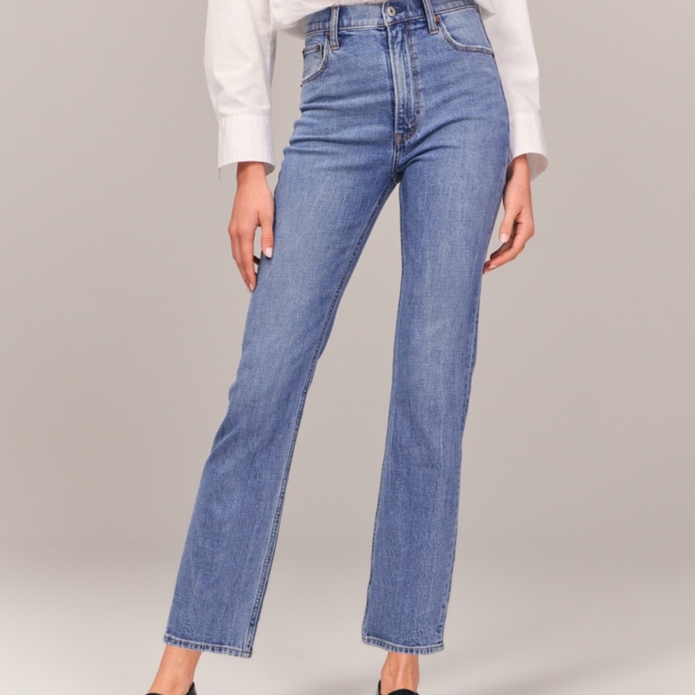 Abercrombie High Rise Ankle Straight Jeans
